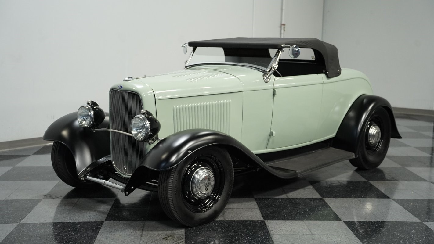 Ford-Model-B-1932-Convertible-5