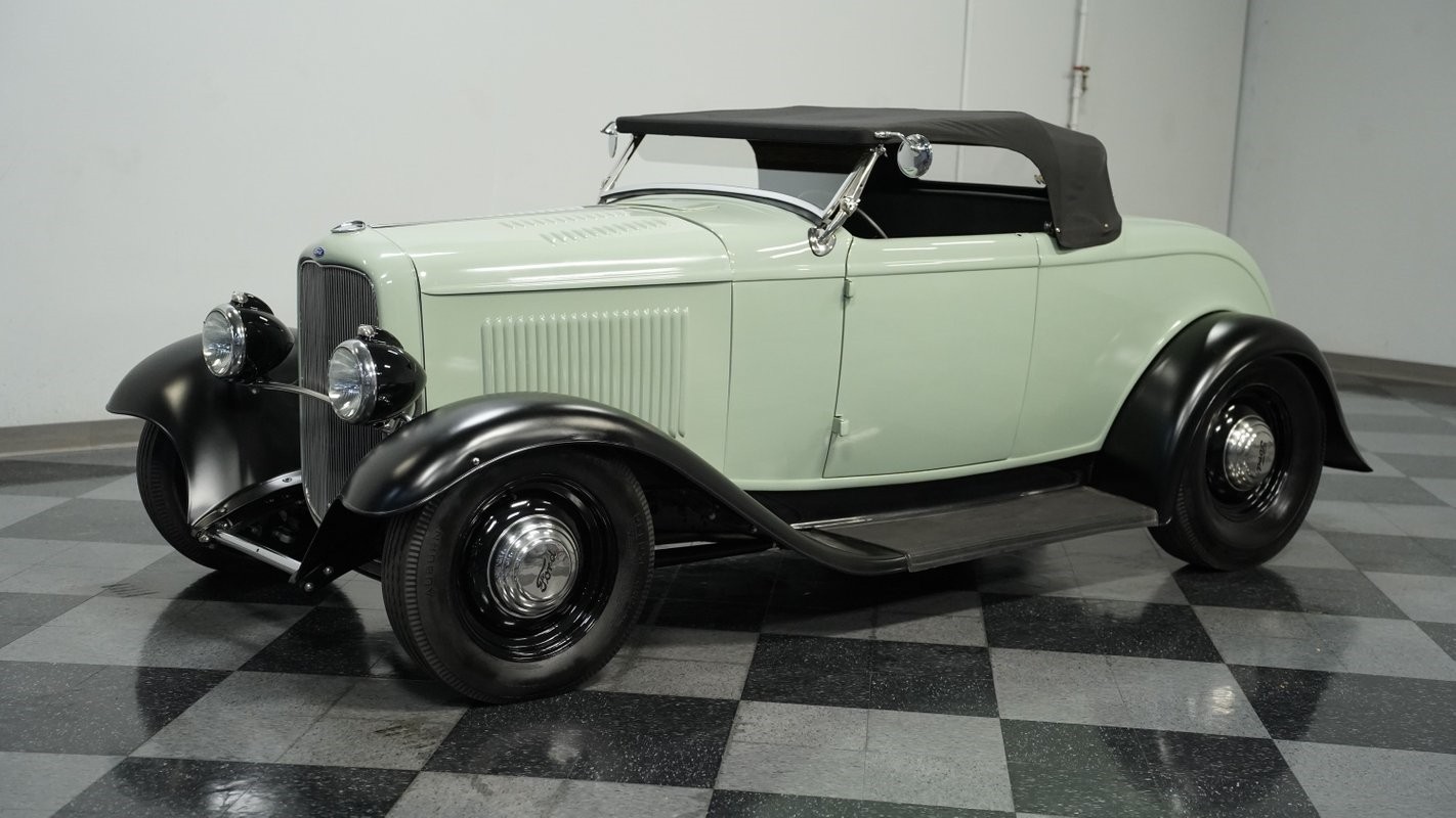Ford-Model-B-1932-Convertible-6