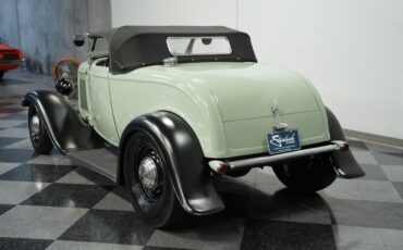 Ford-Model-B-1932-Convertible-8