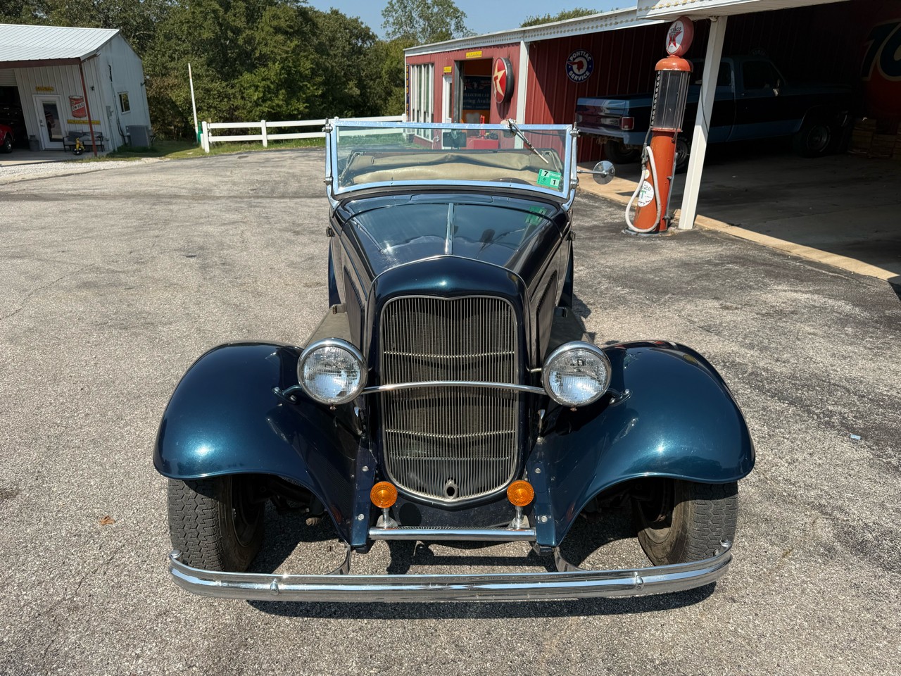 Ford-Model-B-1932-Hot-Rod-6