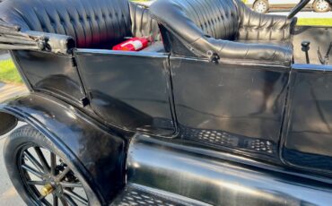 Ford-Model-T-1916-Convertible-15