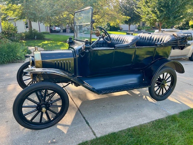 Ford-Model-T-1916-Convertible-3