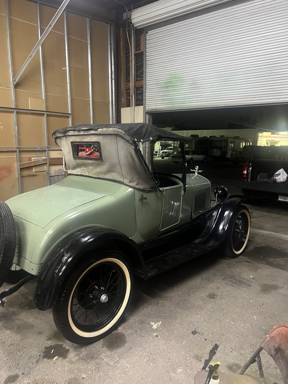 Ford-Model-T-1927-Convertible-10