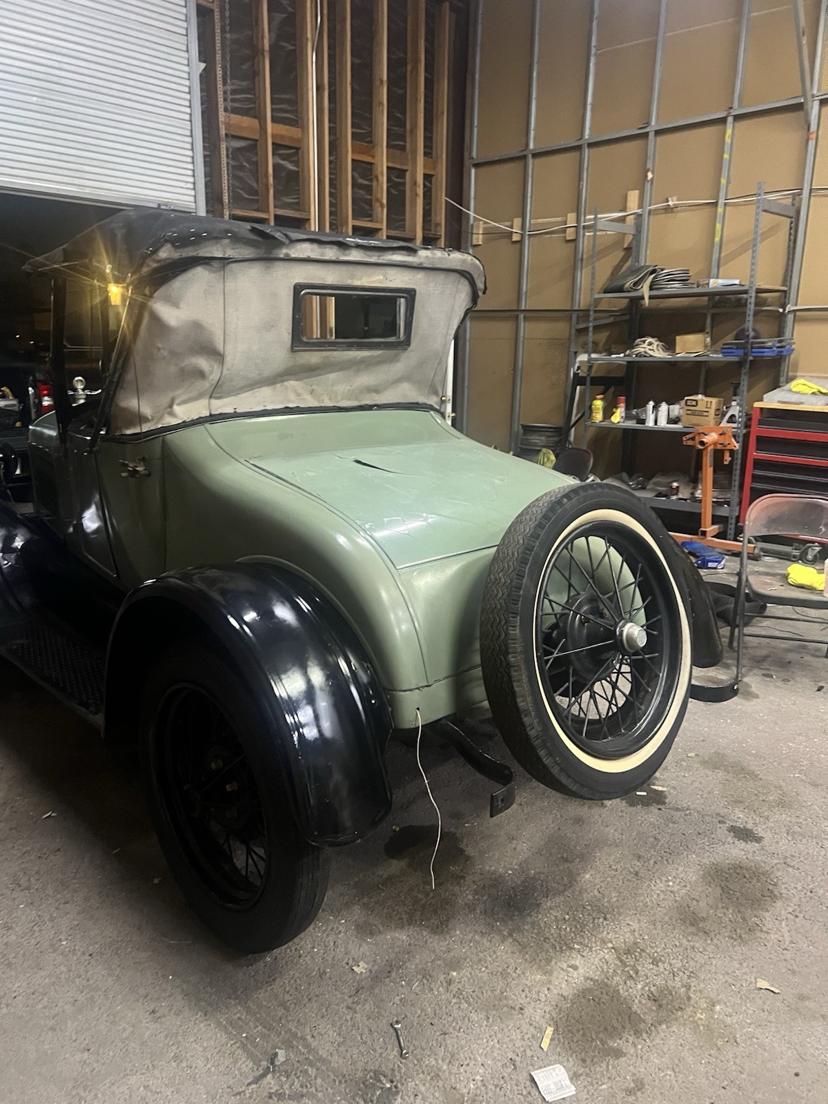 Ford-Model-T-1927-Convertible-11