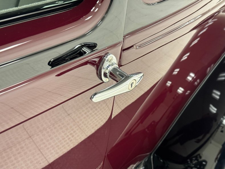 Ford-Model-a-1929-Mulberry-Maroon-Gray-15