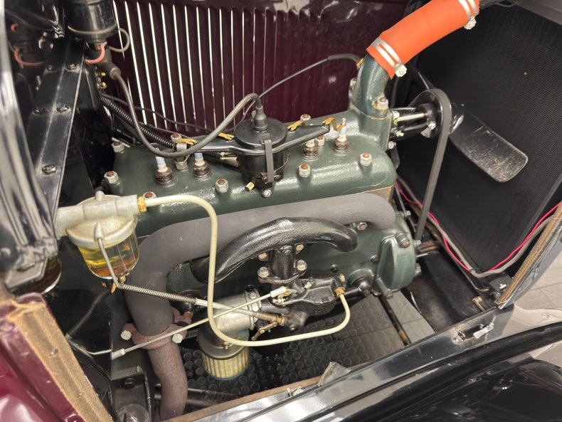 Ford-Model-a-1929-Mulberry-Maroon-Gray-17
