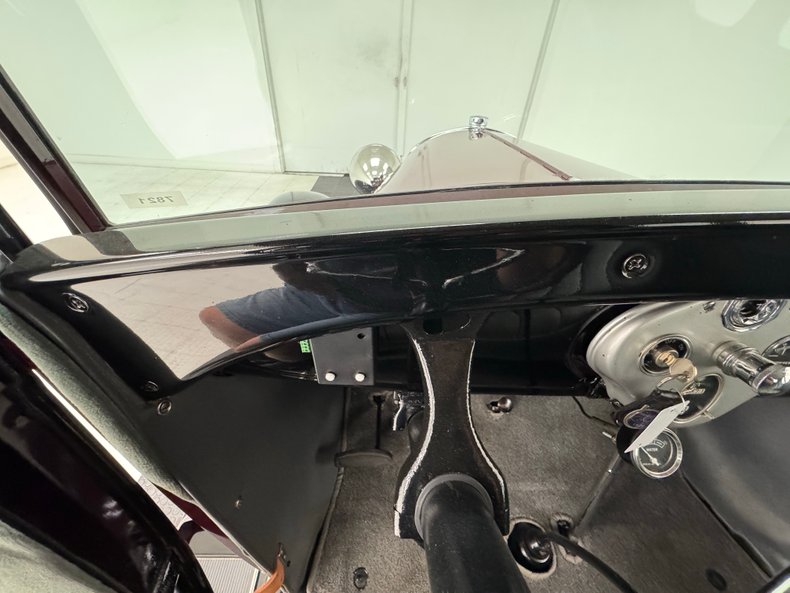 Ford-Model-a-1929-Mulberry-Maroon-Gray-28