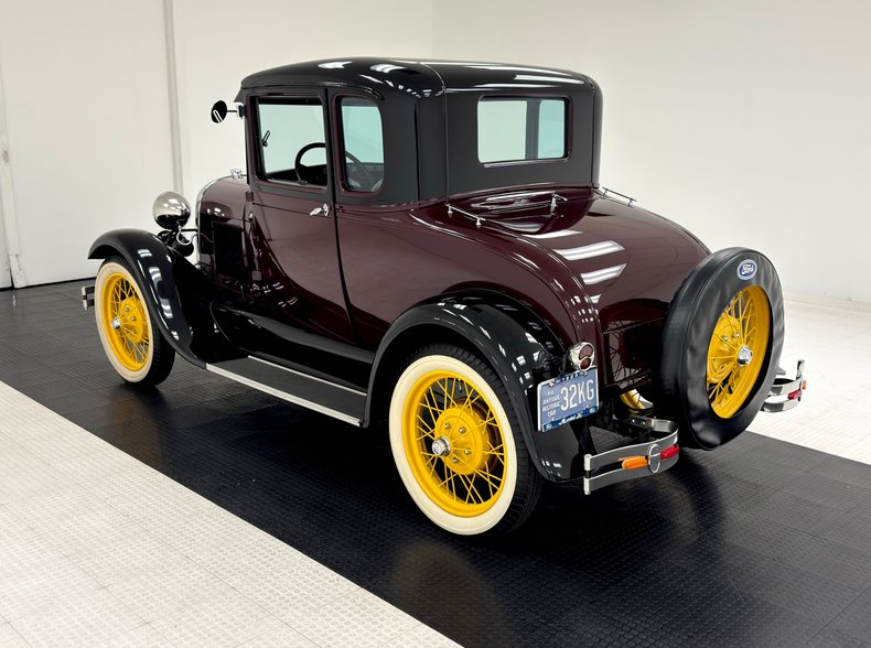 Ford-Model-a-1929-Mulberry-Maroon-Gray-4