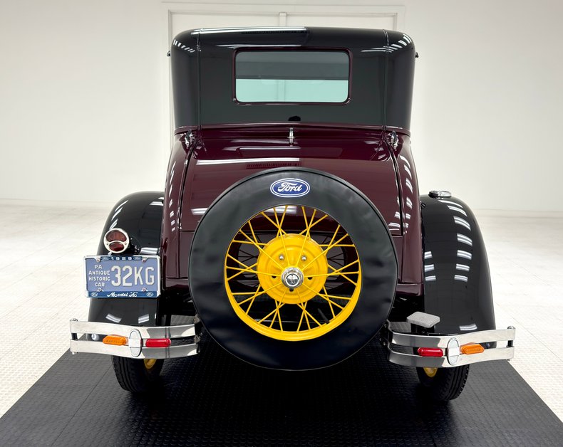 Ford-Model-a-1929-Mulberry-Maroon-Gray-44