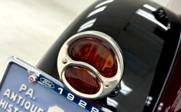 Ford-Model-a-1929-Mulberry-Maroon-Gray-46