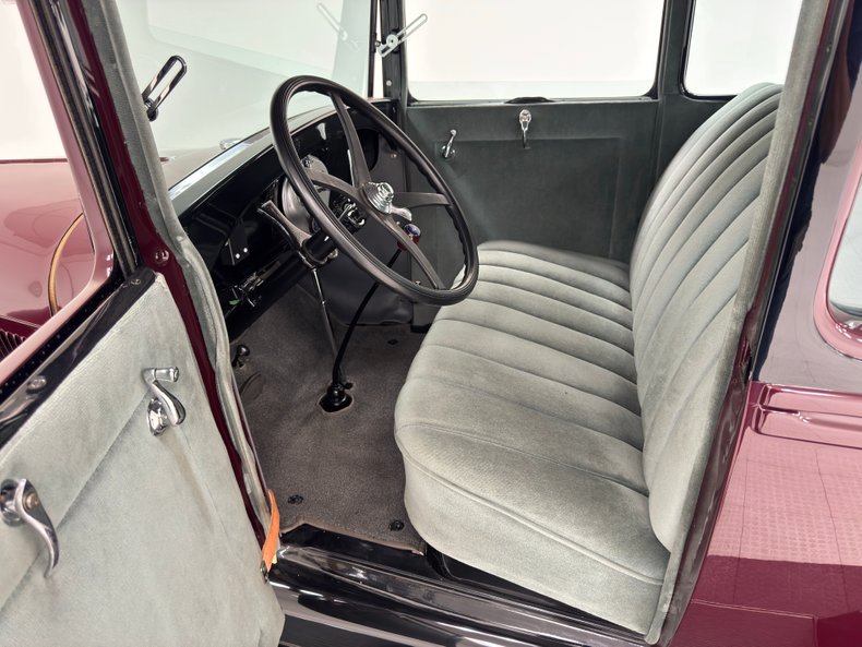Ford-Model-a-1929-Mulberry-Maroon-Gray-48