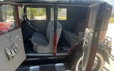 Ford-Model-a-1929-Red-Gray-3