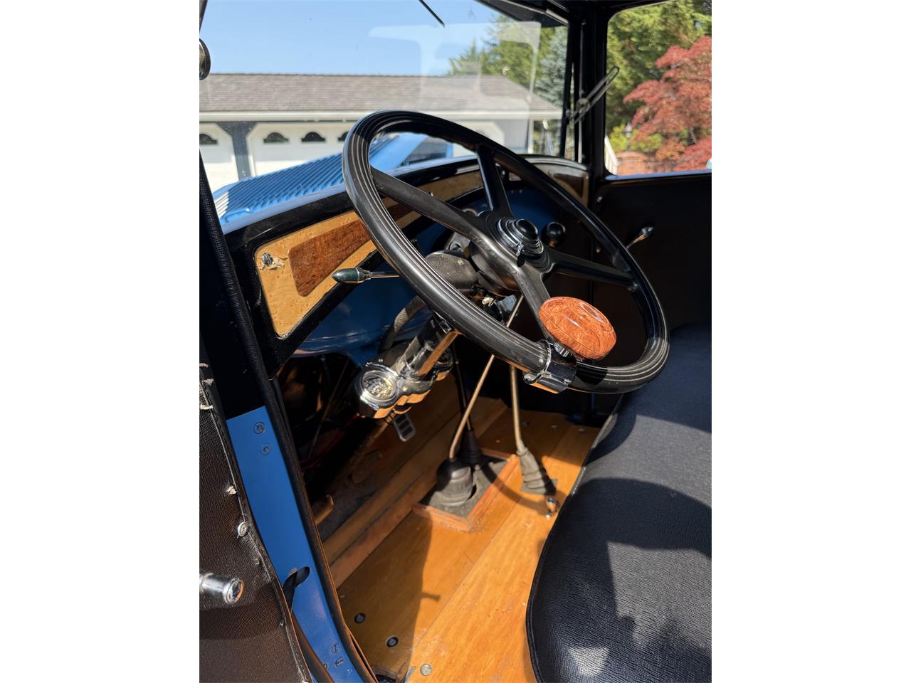 Ford-Model-a-1930-Blue-Black-7