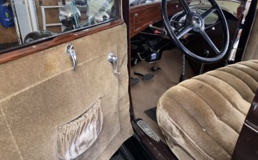 Ford-Model-a-1931-Tan-1