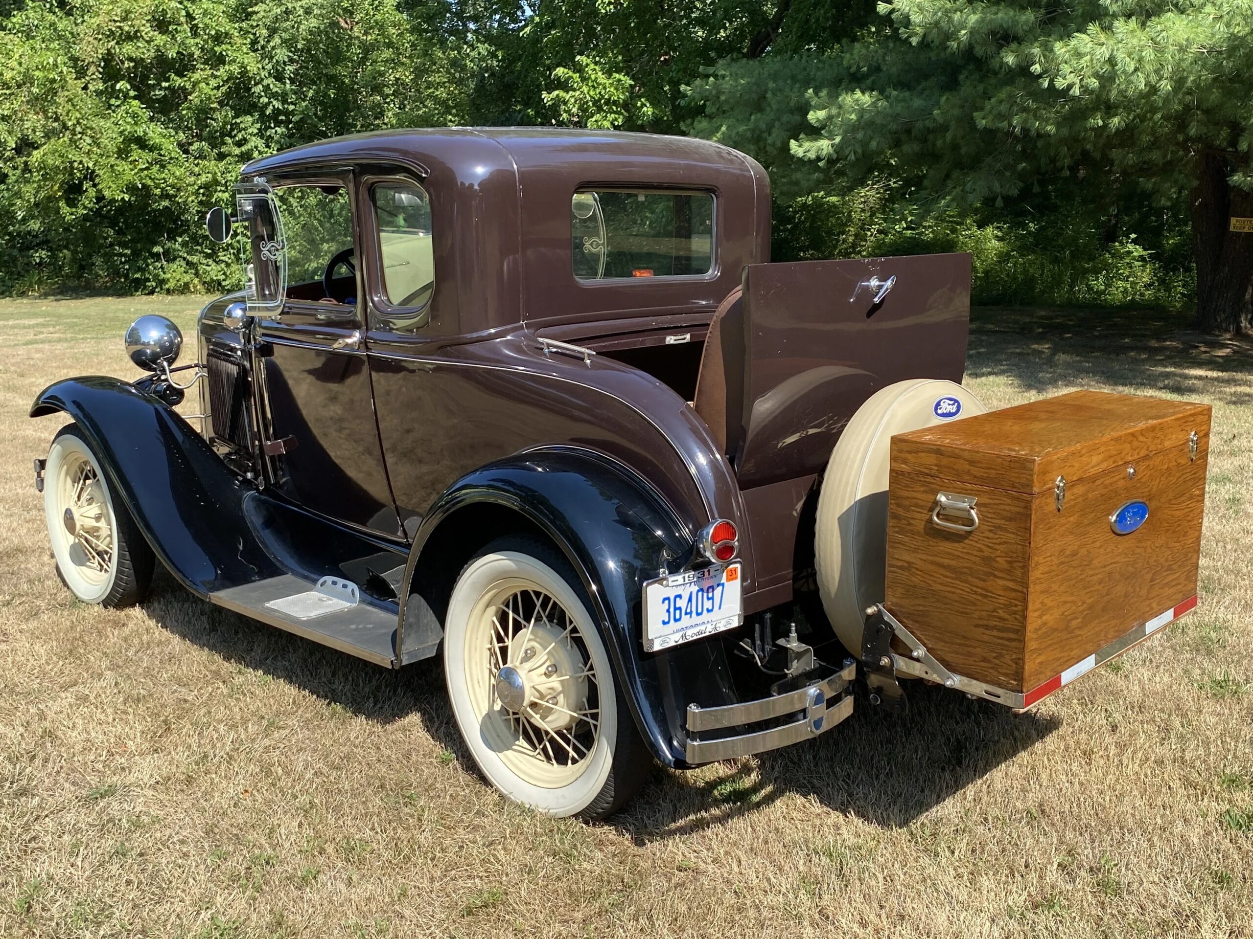 Ford-Model-a-1931-Tan-10