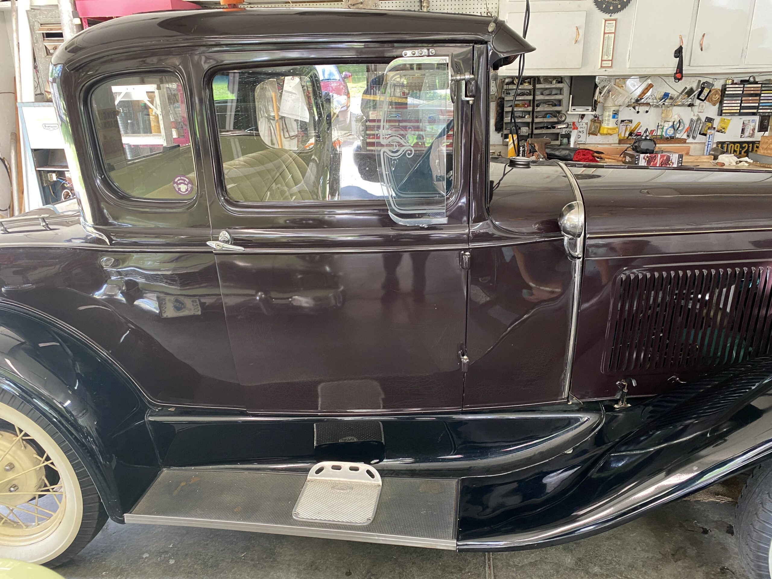 Ford-Model-a-1931-Tan-4
