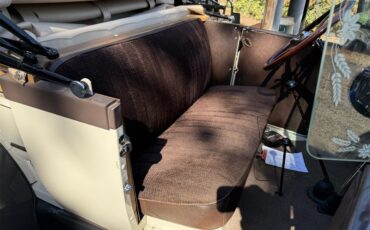 Ford-Model-a-roadster-1929-Tan-Brown-6