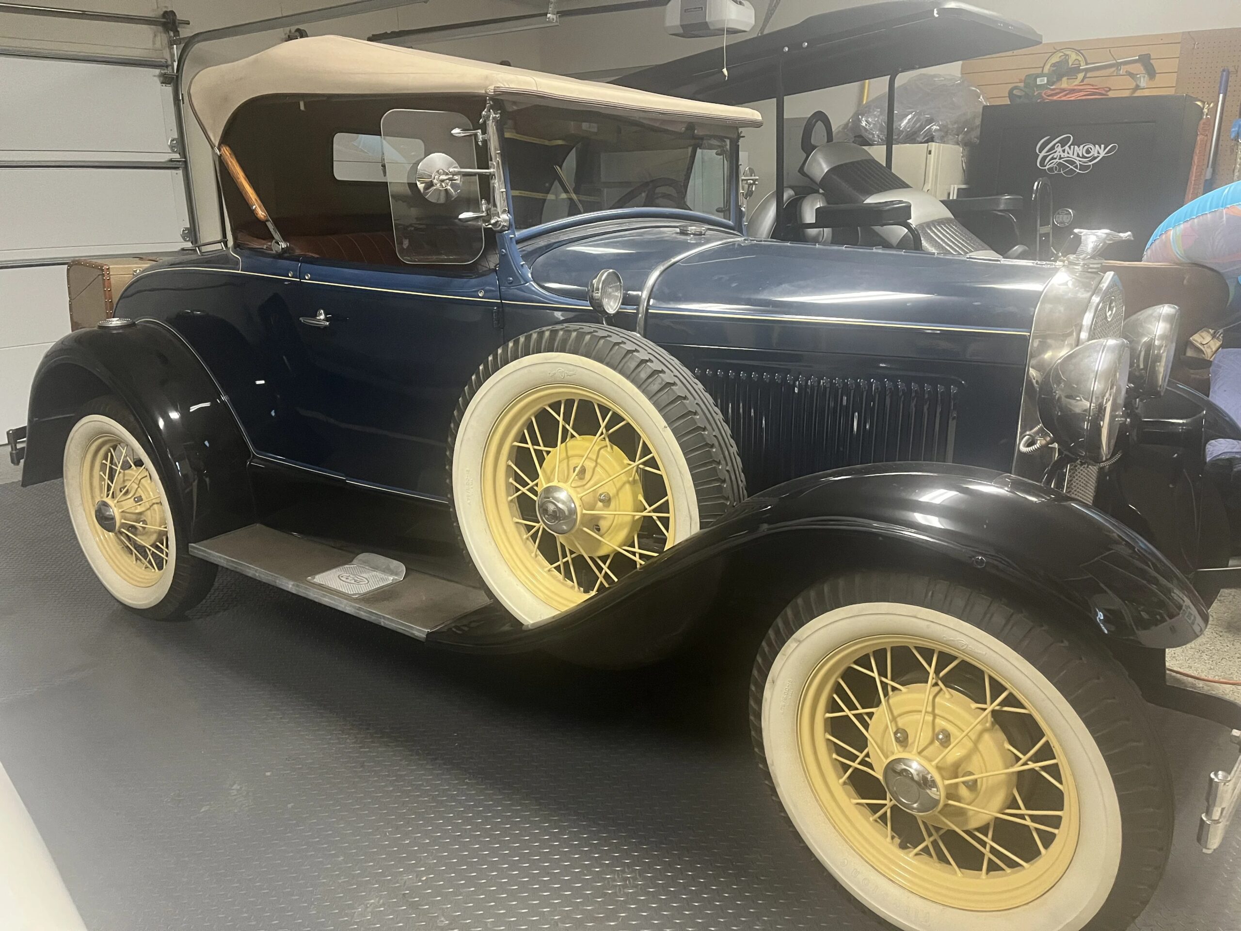 Ford-Model-a-roadster-1931-Blue-Brown-14