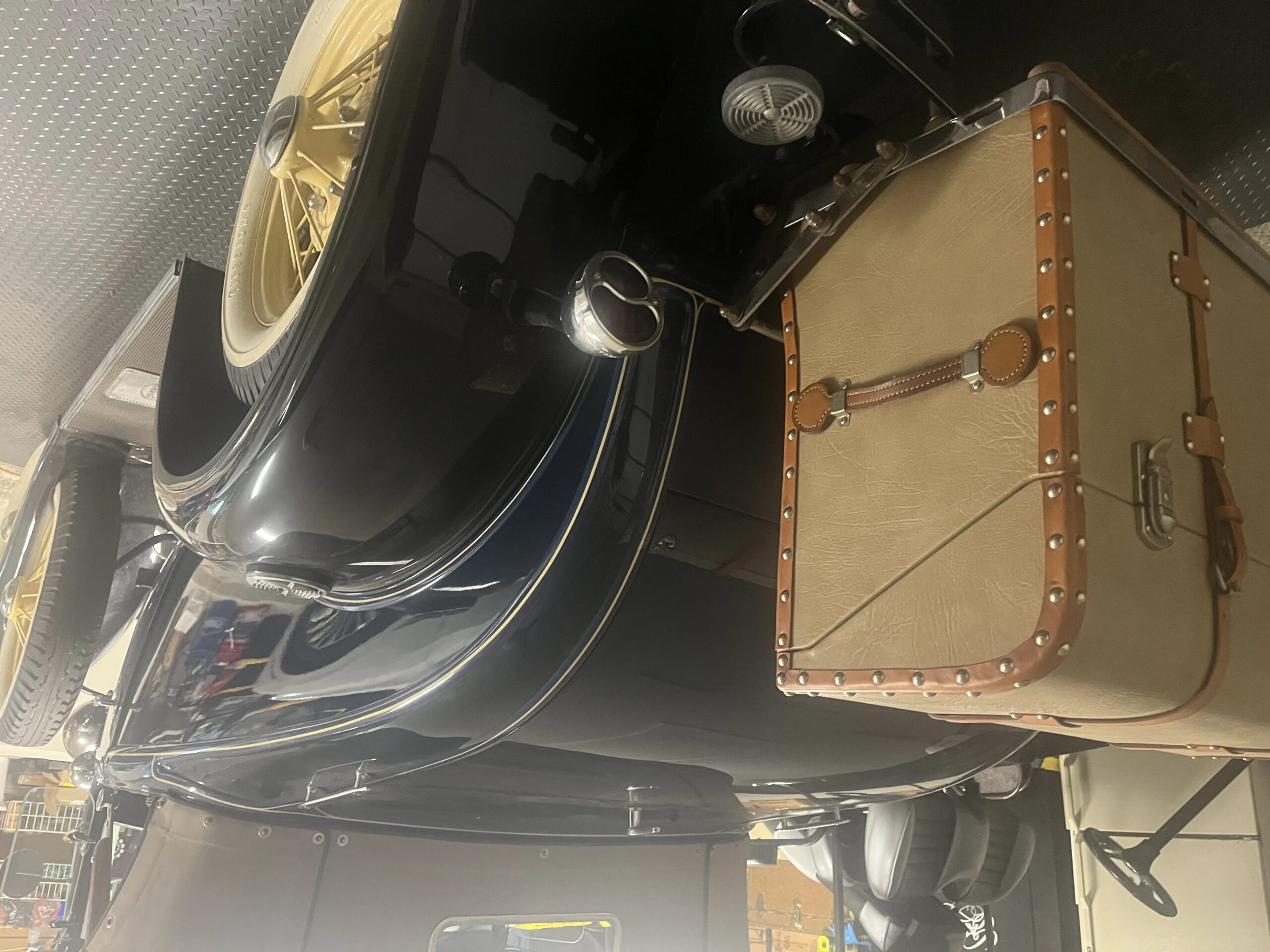 Ford-Model-a-roadster-1931-Blue-Brown-21