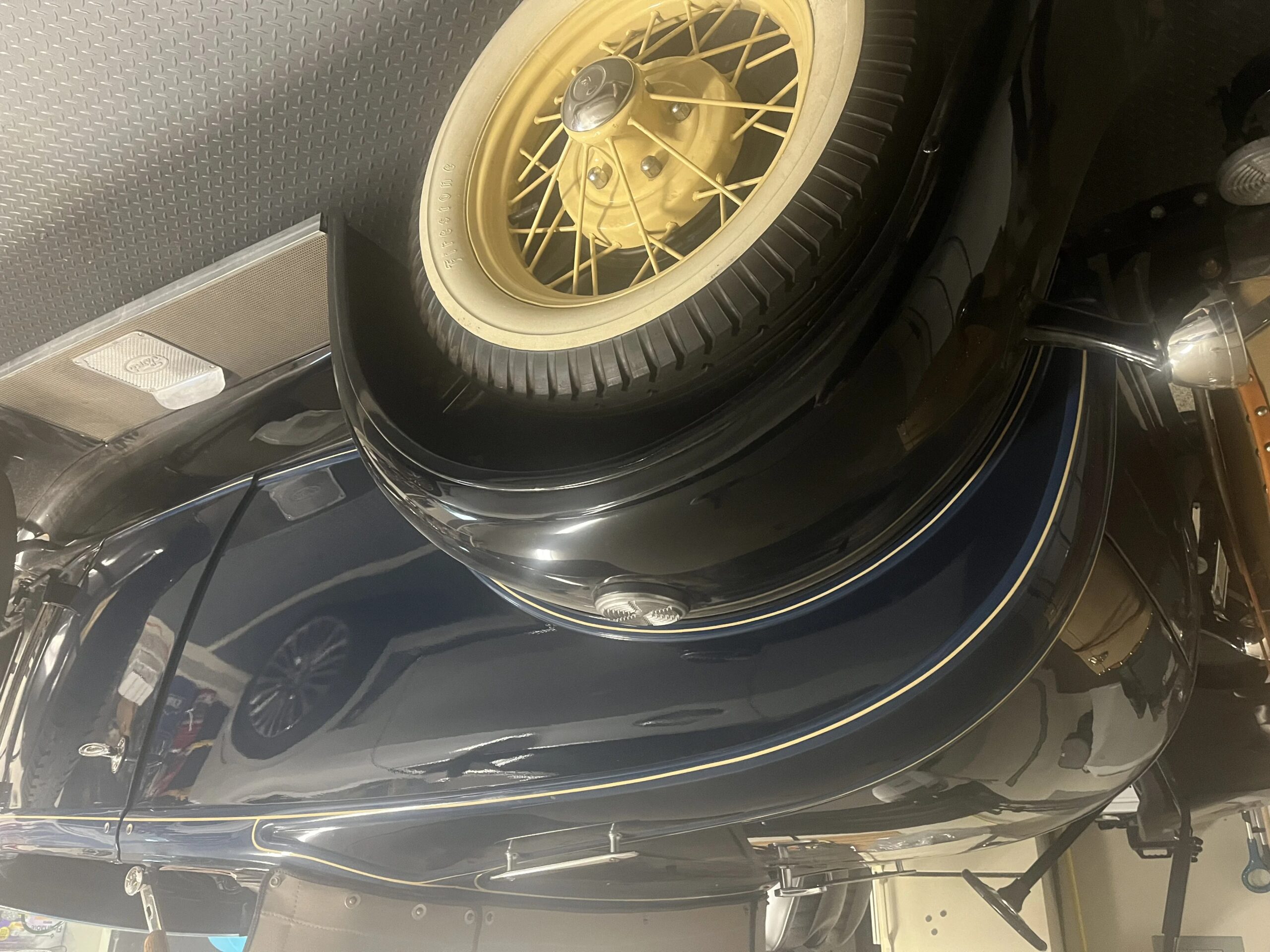 Ford-Model-a-roadster-1931-Blue-Brown-22