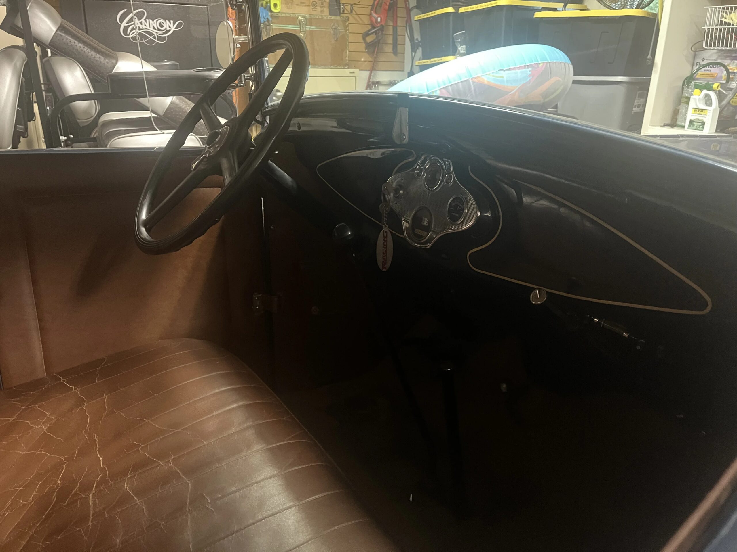 Ford-Model-a-roadster-1931-Blue-Brown-8