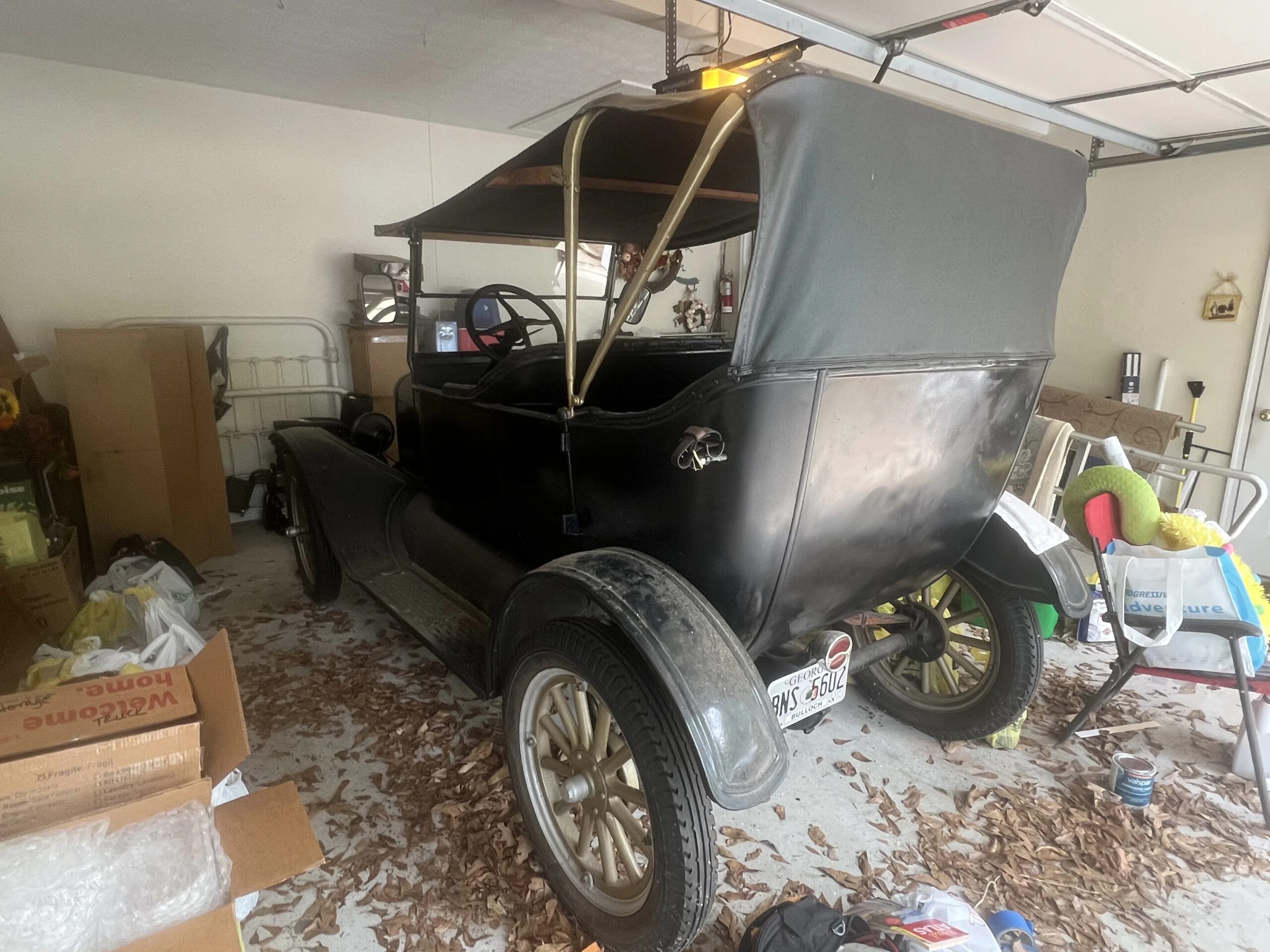 Ford-Model-t-1914-Black-Black