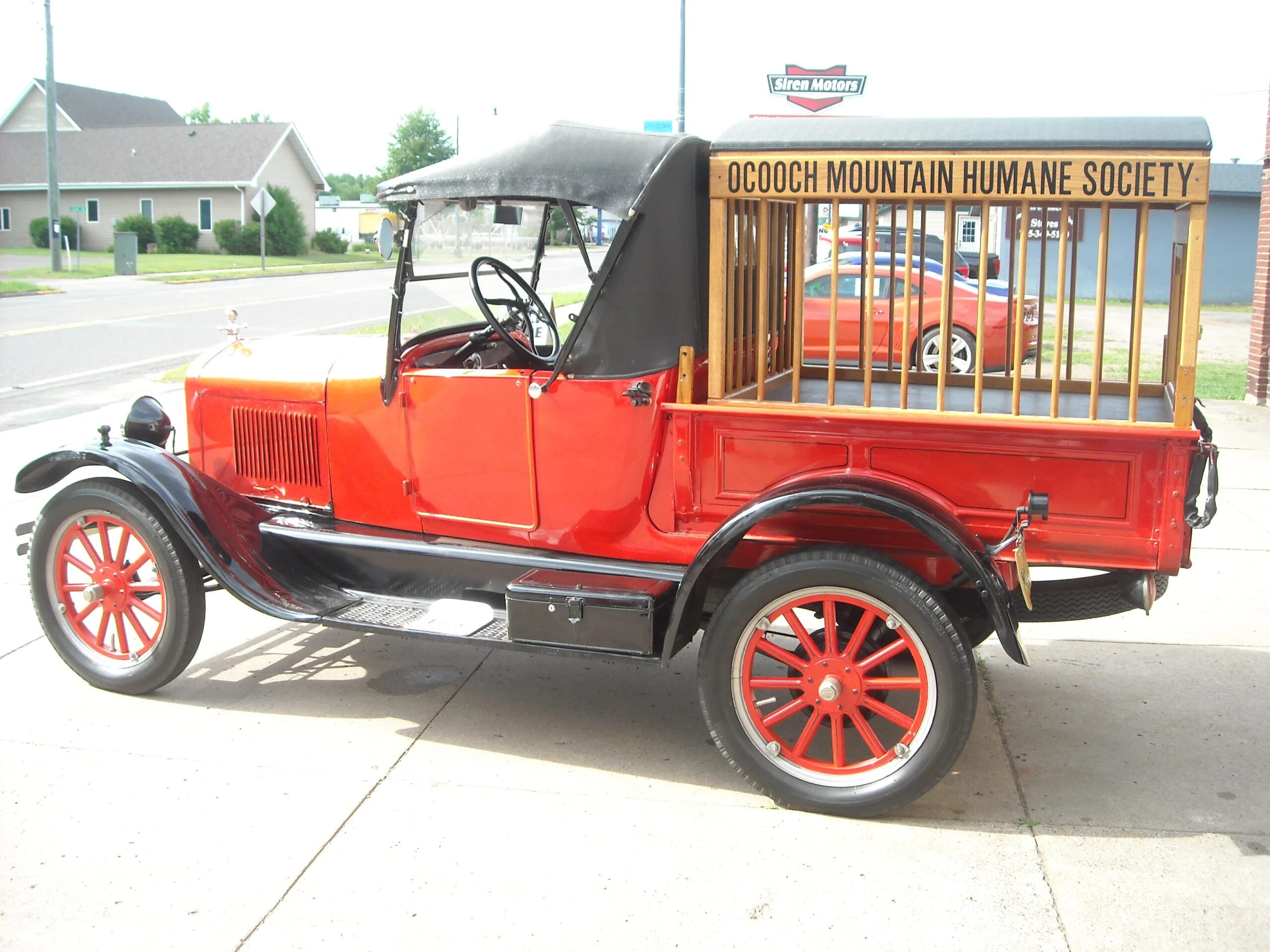 Ford-Model-t-1926-Red-Black-13