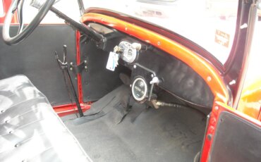 Ford-Model-t-1926-Red-Black-15