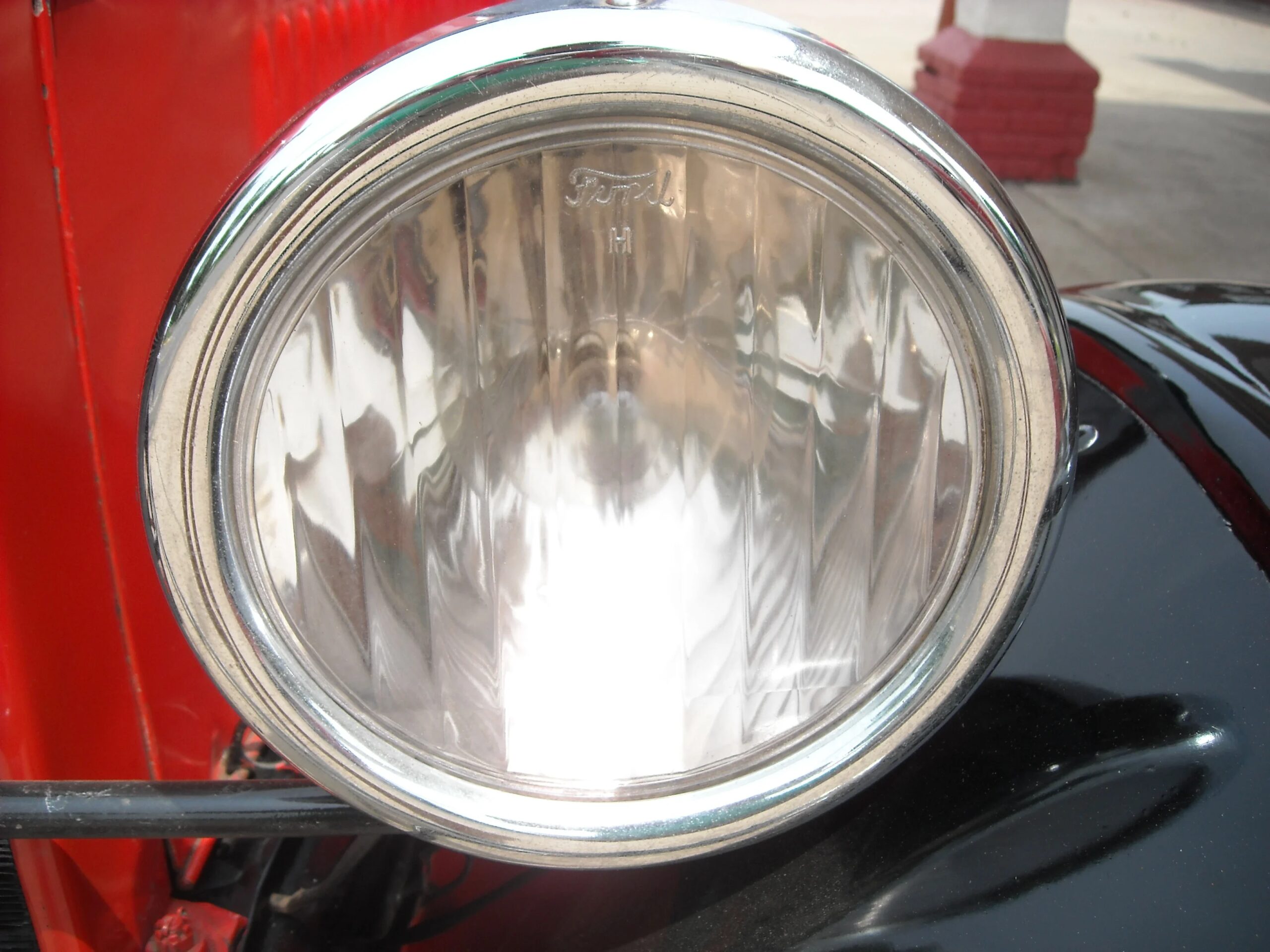 Ford-Model-t-1926-Red-Black-7