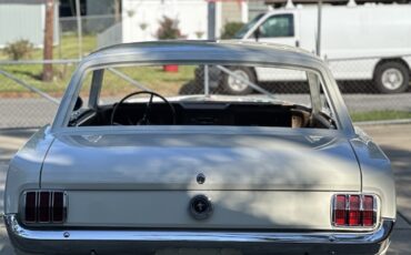 Ford-Mustang-1965-2