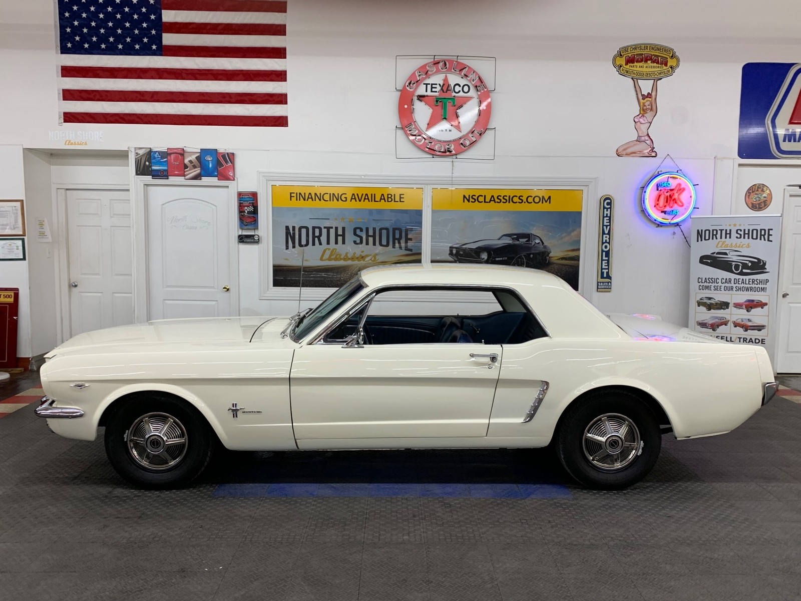 Ford-Mustang-1965-2-door-2