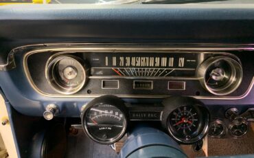 Ford-Mustang-1965-2-door-26