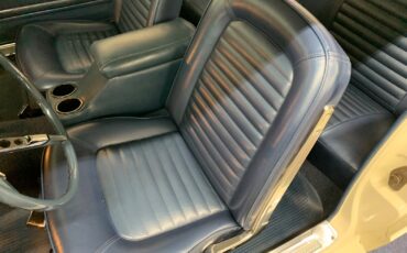 Ford-Mustang-1965-2-door-38