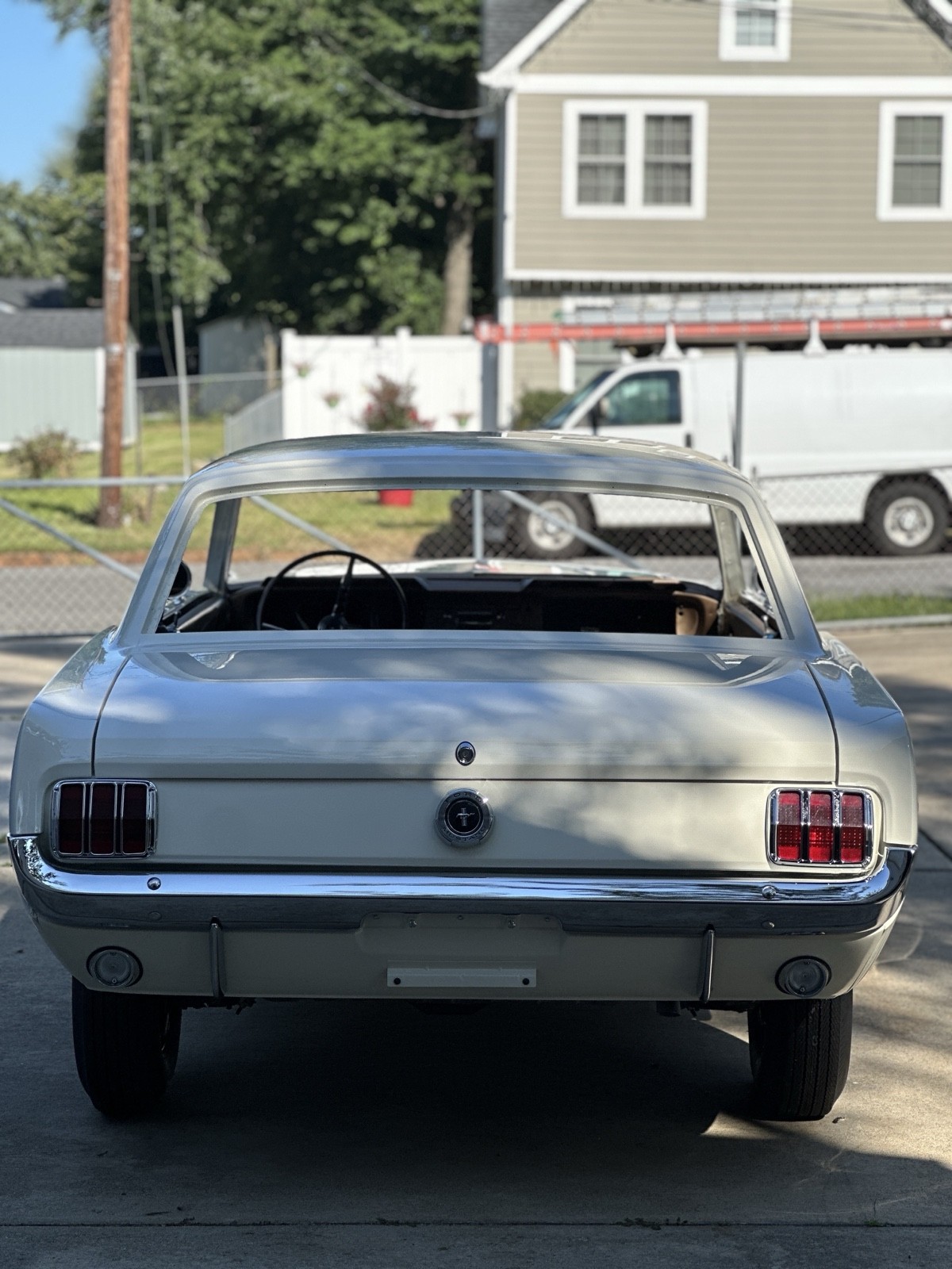 Ford-Mustang-1965-2