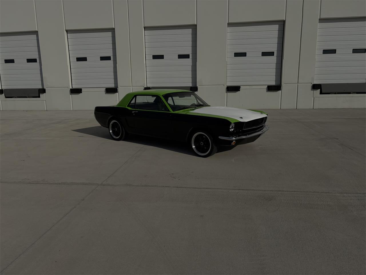Ford-Mustang-1965-BlackGreen-BlackGreen-18