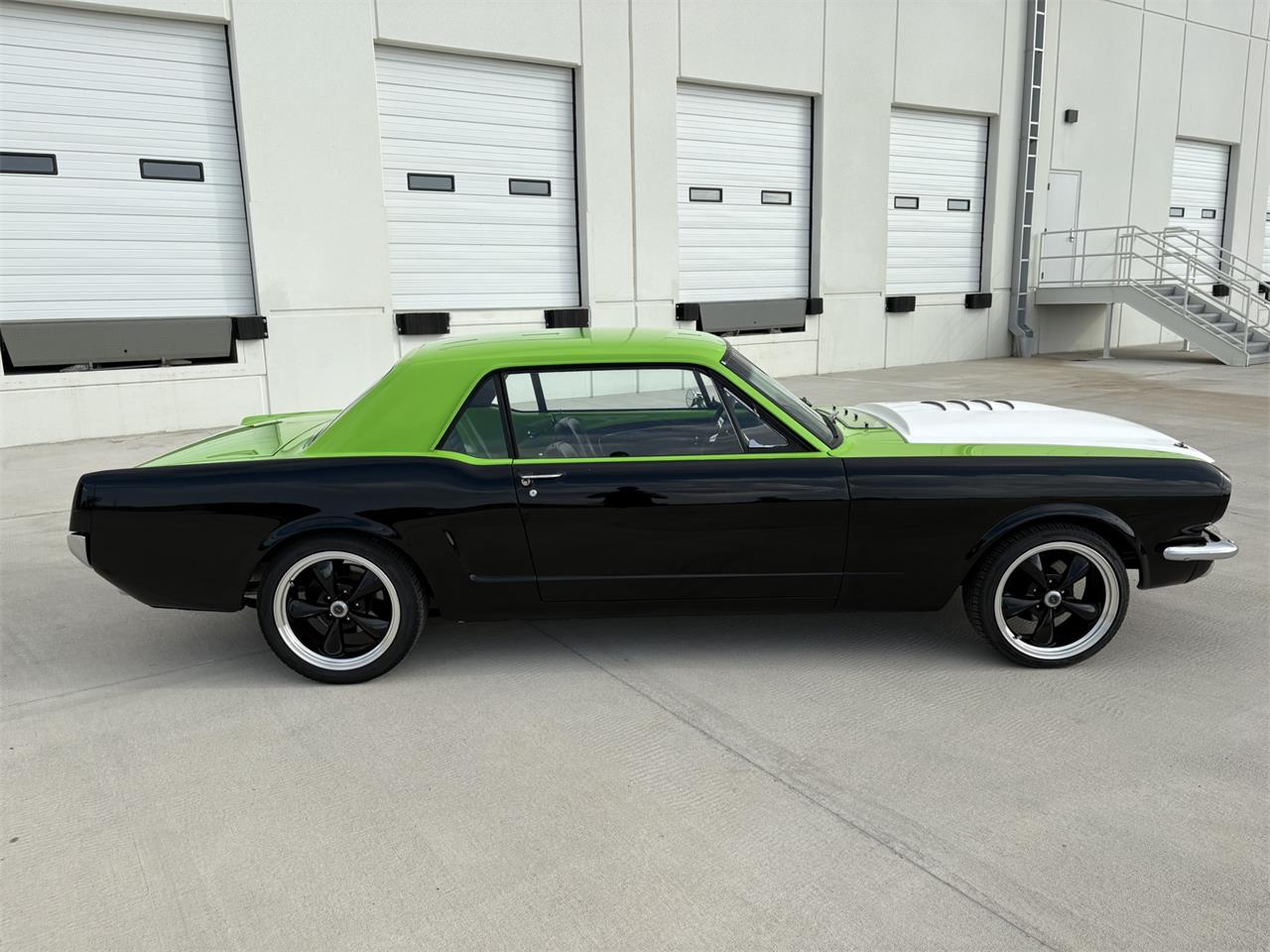 Ford-Mustang-1965-BlackGreen-BlackGreen-28