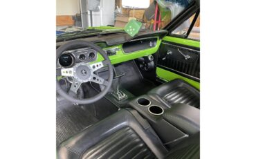 Ford-Mustang-1965-BlackGreen-BlackGreen-34