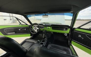 Ford-Mustang-1965-BlackGreen-BlackGreen-35