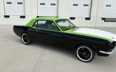 Ford-Mustang-1965-BlackGreen-BlackGreen-49