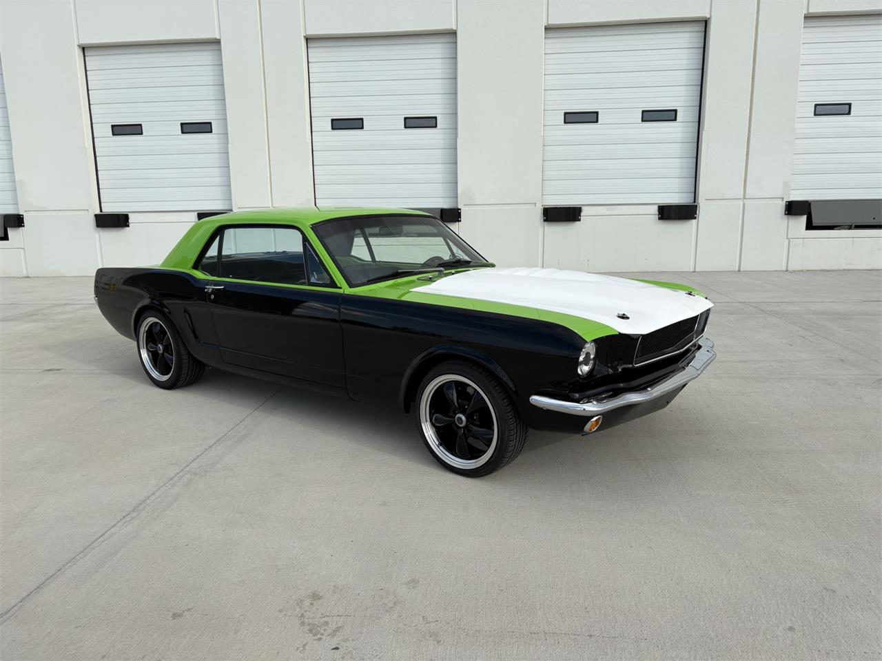 Ford-Mustang-1965-BlackGreen-BlackGreen-50