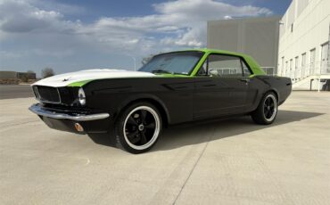 Ford-Mustang-1965-BlackGreen-BlackGreen-52