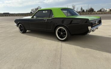 Ford-Mustang-1965-BlackGreen-BlackGreen-57