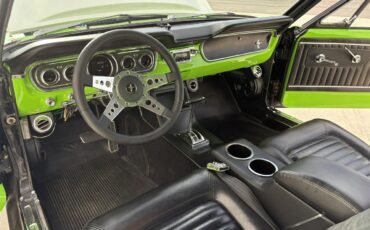 Ford-Mustang-1965-BlackGreen-BlackGreen-61