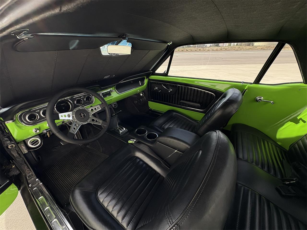 Ford-Mustang-1965-BlackGreen-BlackGreen-65