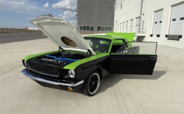 Ford-Mustang-1965-BlackGreen-BlackGreen-7