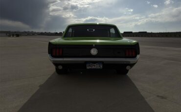 Ford-Mustang-1965-BlackGreen-BlackGreen-84
