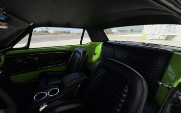 Ford-Mustang-1965-BlackGreen-BlackGreen-93