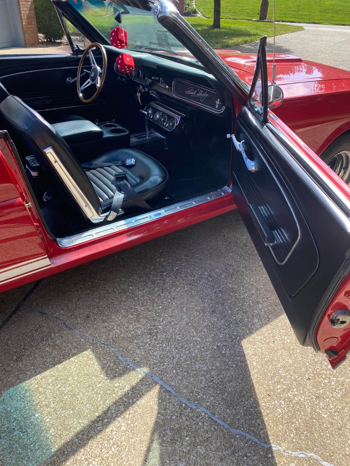 Ford-Mustang-1965-Convertible-26