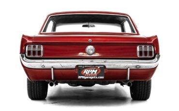 Ford-Mustang-1965-Coupe-2