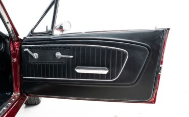 Ford-Mustang-1965-Coupe-21